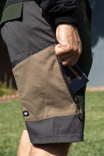 Load image into Gallery viewer, 686 Men's Anything Hybrid Cargo Short