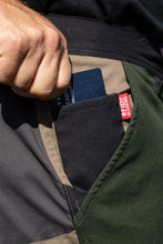 Load image into Gallery viewer, 686 Men's Anything Hybrid Cargo Short