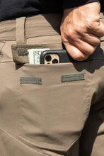Load image into Gallery viewer, 686 Men's Anything Hybrid Cargo Short