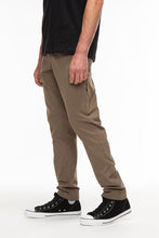 Load image into Gallery viewer, 686 Men's Everywhere Multi Pant - Slim Fit