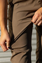 Load image into Gallery viewer, 686 Women's Everywhere Multi Pant