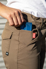 Load image into Gallery viewer, 686 Women's Everywhere Multi Pant